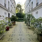Appartement au rez de chaussée pres de gare de lyon